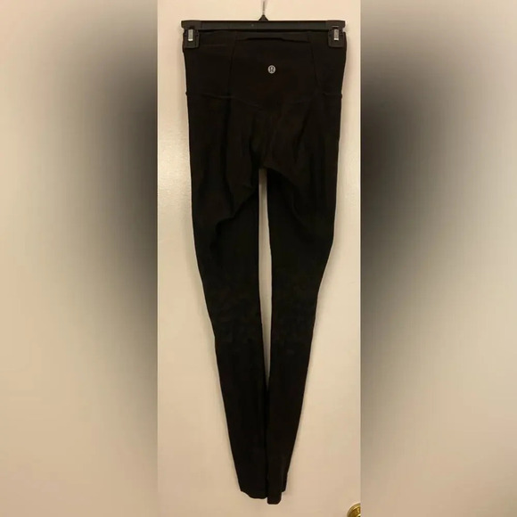 Lululemon Mapped Out High Rise Tight Camo Black Gray Size 4 - Picture 7 of 8